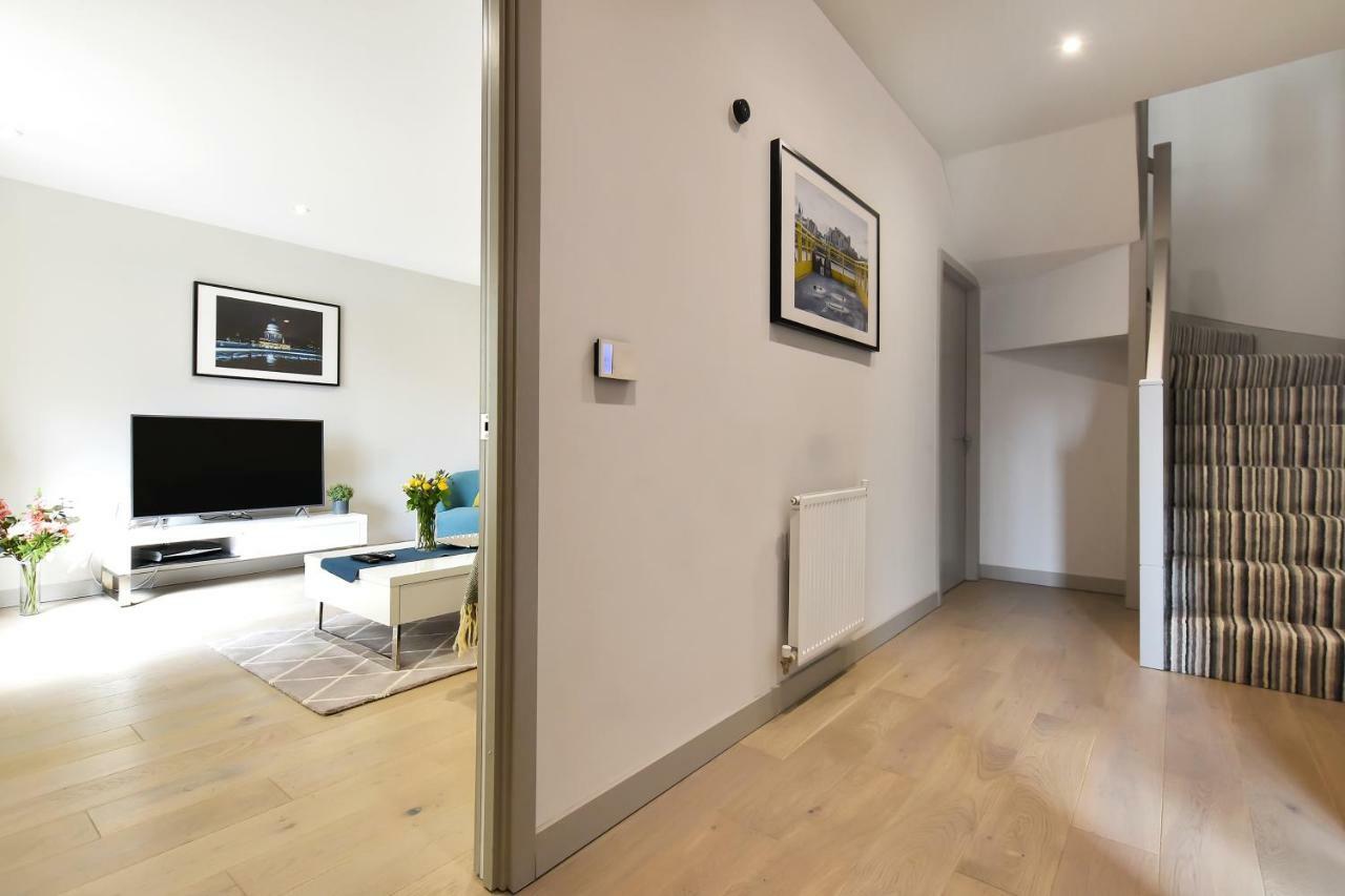 Esquire Apartments Ealing ลอนดอน ภายนอก รูปภาพ
